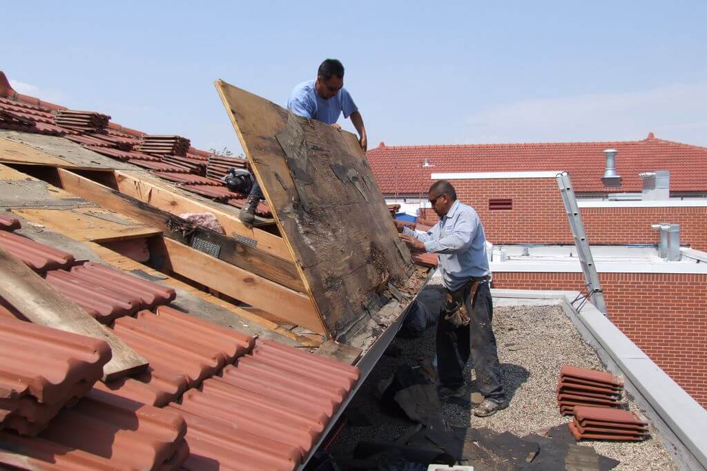 Contact-Daytona Beach Metal Roofing Installation & Repair Team